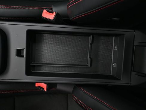 Used 2022 Porsche 911 Carrera GTS image 25