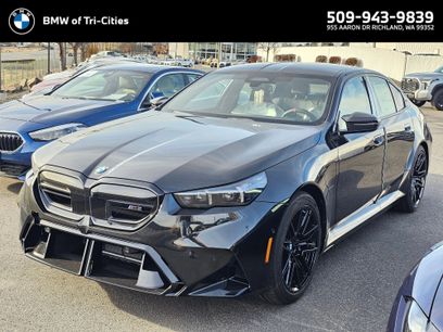 New 2026 BMW M5 w/ Carbon Package