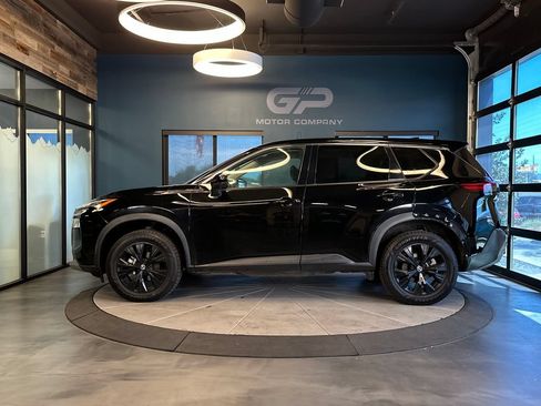 Used 2021 Nissan Rogue SV AWD/4WD image 6