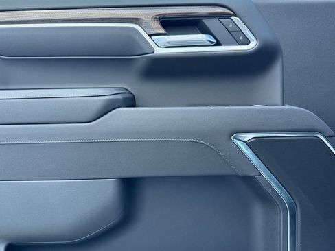 New 2025 Chevrolet Silverado 1500 LT image 11