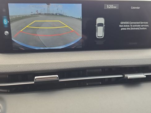 Used 2025 Genesis GV70 2.5T AWD/4WD image 23