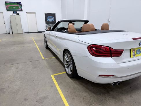 Used 2018 BMW 430i Convertible RWD image 21