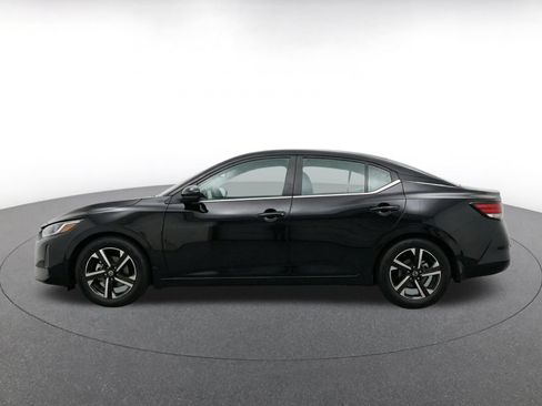Used 2025 Nissan Sentra SV FWD image 3