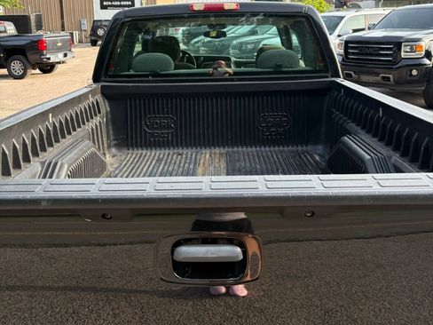 Used 2004 Chevrolet Silverado 1500 LS w/ Light Duty Power Package AWD/4WD image 7