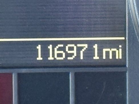 Used 2011 RAM 1500 Laramie image 28