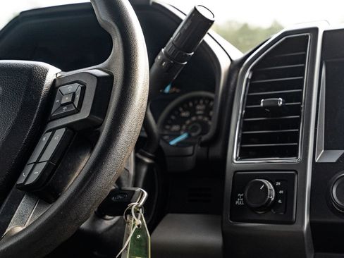 Certified 2019 Ford F150 XLT AWD/4WD image 27