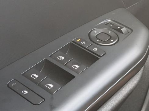 New 2026 Kia K4 FWD image 23
