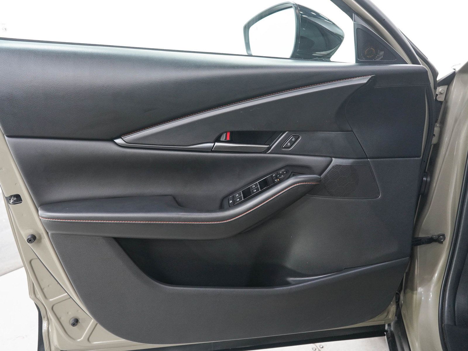 Used 2025 MAZDA CX-30 Carbon AWD/4WD image 19