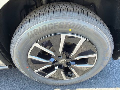 Used 2026 Toyota bZ image 20