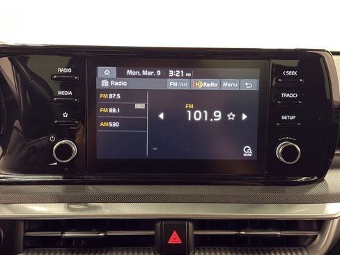 Used 2022 Kia K5 LXS image 21