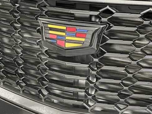 Used 2020 Cadillac XT4 Premium Luxury image 15