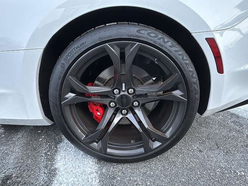 Certified 2019 Chevrolet Camaro SS image 10