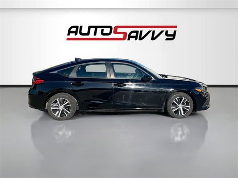 Used 2023 Honda Civic LX image 8