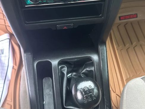 Used 2004 Nissan Frontier XE w/ (BGP) Basic Gear Pkg RWD image 13