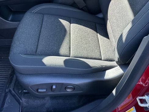 New 2026 Chevrolet Traverse LT w/ Driver Confidence Package image 11