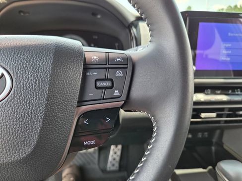 Used 2026 Toyota Camry SE w/ Convenience Package FWD image 23