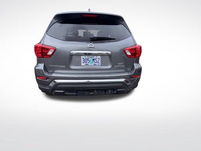 Used 2020 Nissan Pathfinder Platinum w/ Cargo Package