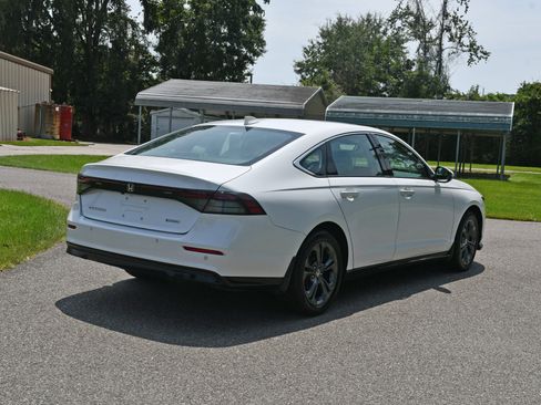 Used 2023 Honda Accord EX-L image 4