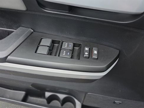 Used 2021 Toyota Tundra Limited image 29