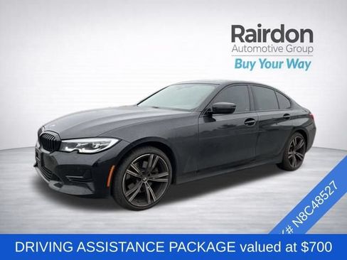Used 2022 BMW 330i Sedan w/ Driving Assistance Package RWD image 3