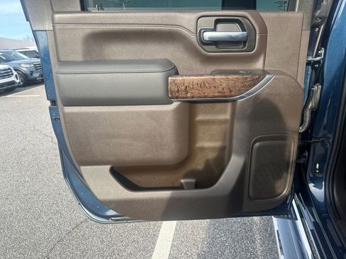 Used 2020 GMC Sierra 2500 Denali w/ Denali Ultimate Package image 21