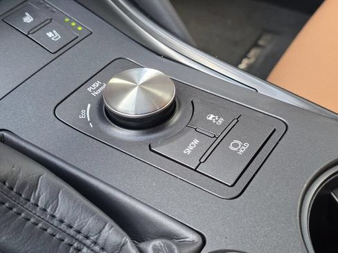 Used 2025 Lexus IS 300 w/ Premium Package RWD image 21