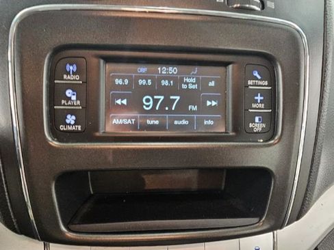 Used 2018 Dodge Journey SE w/ Connectivity Group image 16