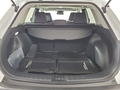 Used 2026 Toyota Corolla Cross LE w/ Moonroof Package FWD image 10