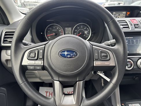 Used 2017 Subaru Forester 2.5i Premium w/ All-Weather Package image 19