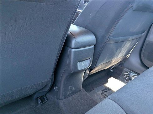 Used 2025 Nissan Versa SV FWD image 23