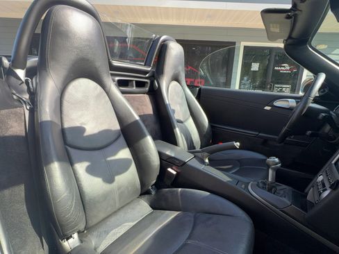 Used 2008 Porsche Boxster RWD image 17