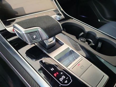 New 2026 Audi RS Q8 performance image 24