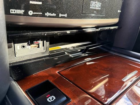 Used 2017 Lexus LX 570 4WD w/ Luxury Package image 69
