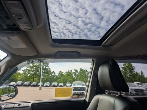 Used 2019 Toyota 4Runner SR5 Premium AWD/4WD image 30