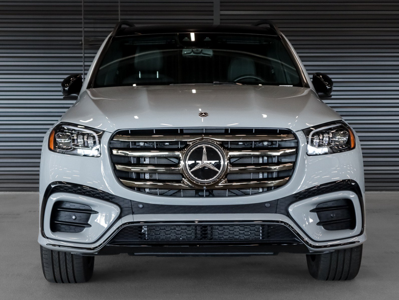 Used 2026 Mercedes-Benz GLS 450 4MATIC image 10