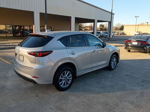 Used 2025 MAZDA CX-5 AWD 2.5 S w/ Select Package image 8