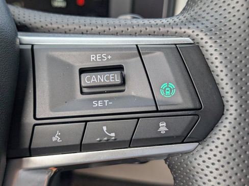 Used 2025 Mitsubishi Outlander SE FWD image 31