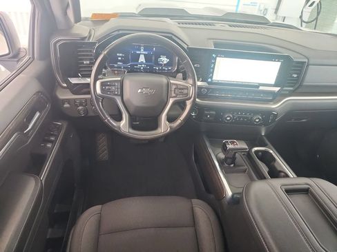 Certified 2022 Chevrolet Silverado 1500 LT Trail Boss w/ Convenience Package II AWD/4WD image 10