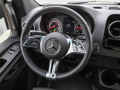 New 2025 Mercedes-Benz Sprinter 2500 image 14