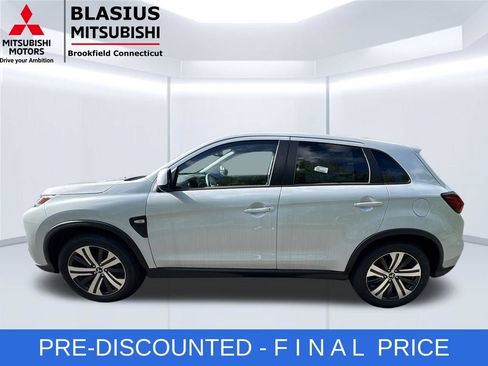 Used 2025 Mitsubishi Outlander Sport ES AWD/4WD image 13