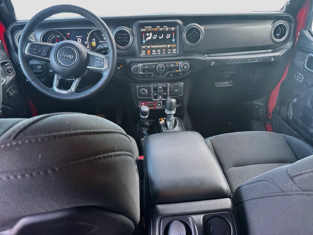 Used 2023 Jeep Wrangler Unlimited Rubicon 4xe AWD/4WD image 24