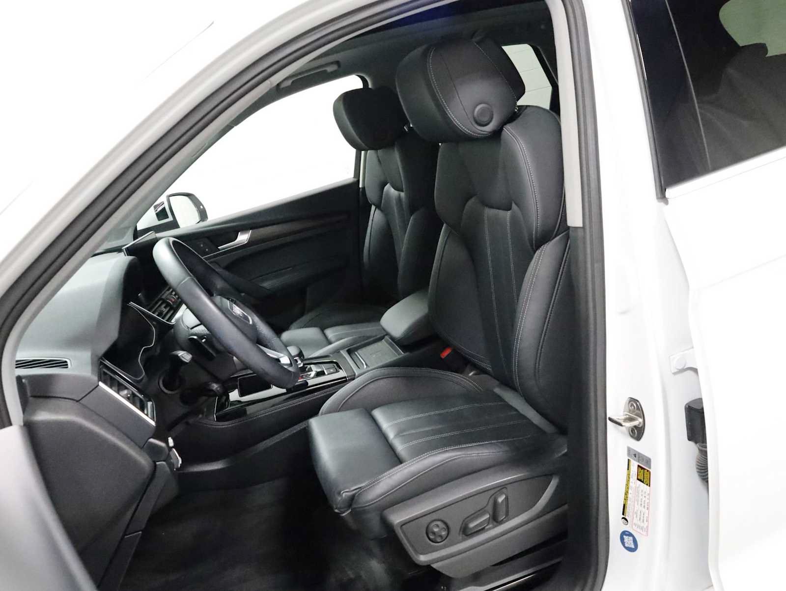 Used 2023 Audi Q5 2.0T Prestige w/ Prestige Package AWD/4WD image 5