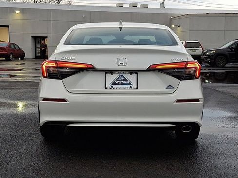 Certified 2023 Honda Civic Sport image 5