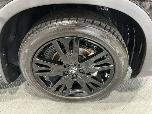 Used 2021 Honda Pilot Black Edition image 32