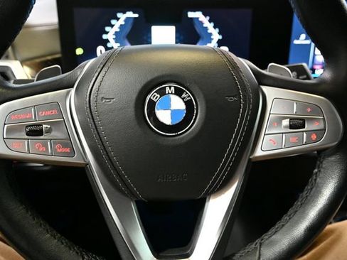 Used 2024 BMW X7 xDrive40i w/ Premium Package AWD/4WD image 41