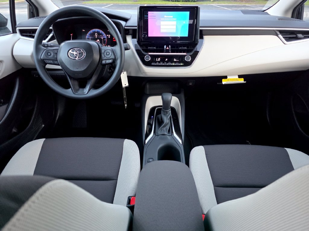 New 2027 Toyota Corolla LE FWD image 5