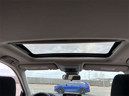 Used 2025 Honda CR-V EX image 31