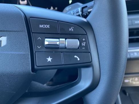 Certified 2025 Kia K4 EX FWD image 32