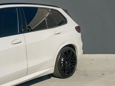 Used 2025 BMW X5 M Competition w/ Executive Package image 25