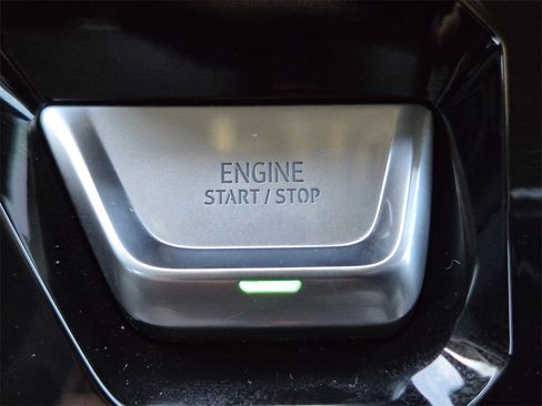 Used 2025 GMC Sierra 2500 AT4X image 23